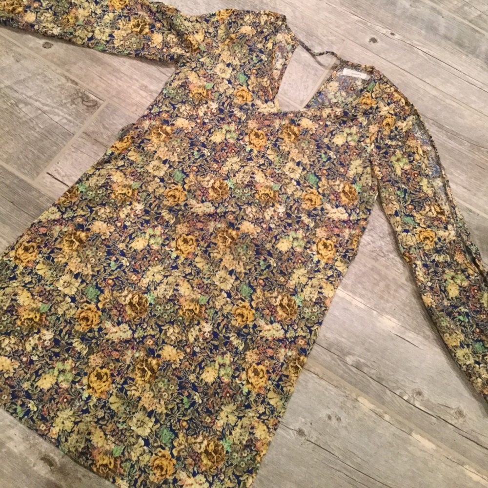 HOST PICK Poema Long Open Sleeve Shift Dress